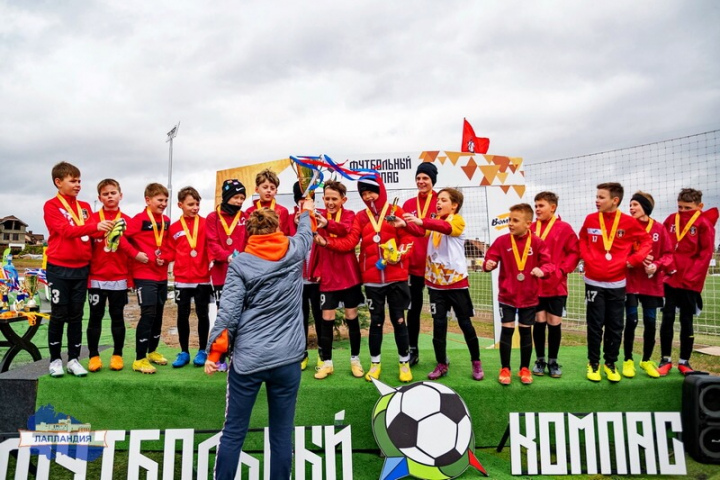 Футболисты «Лапландии» - серебряные призеры межрегионального турнира по футболу «Дети Земли и Звезд»