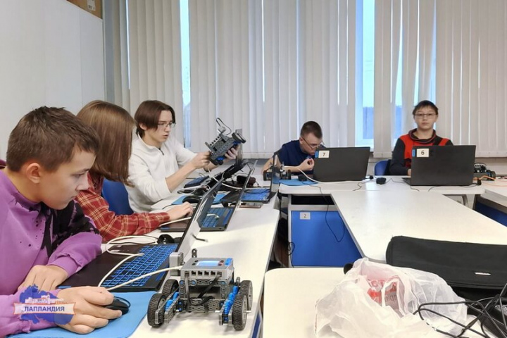 В «Кванториуме» прошла первая очная сессия для юных «Профессионалов»