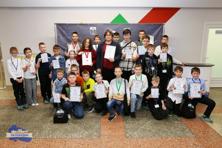 Определены сильнейшие команды межрегионального IT-хакатона «Code Space»!