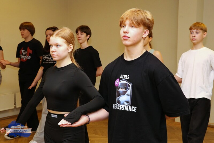Завершилась первая учебная сессия по программе «Школа историко-бытового танца «Кадетский бал»