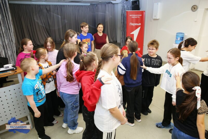 Первичное отделение Движения Первых центра образования «Лапландия» присоединились к общероссийской акции «В мире театра»