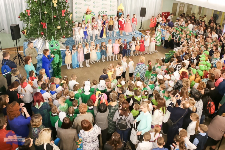 В центре «Лапландия» состоялся новогодний праздник «Ёлка Эколят – Молодых защитников Природы»