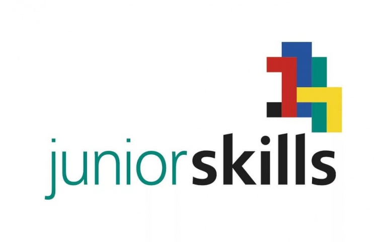 16 января 2017 года В центре «Лапландия» пройдет вебинар «Программа JuniorSkills. Подготовка учащихся в компетенции «Инженерный дизайн CAD (САПР)»