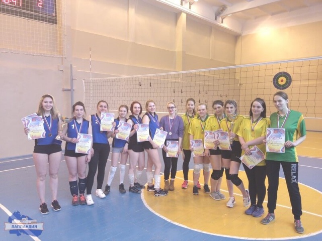 В Мурманской области состоялись областные соревнования по волейболу среди команд девушек