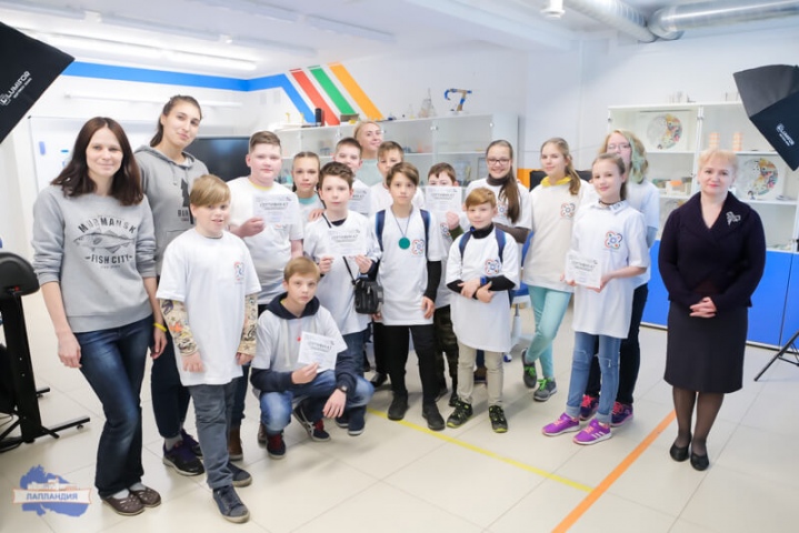 Защитой проектов завершились инженерные каникулы в детском технопарке 