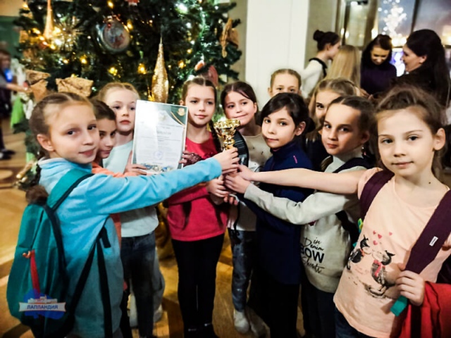 Ансамбль современного эстрадного танца «QUEST» в Петрозаводске успешно выступил на V Международном конкурсе детского и молодежного творчества