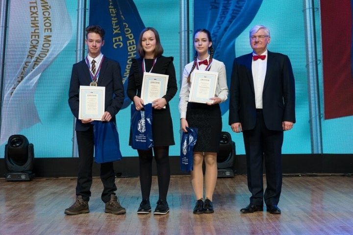 Мурманчанка в составе Национальной команды России выступит на соревнованиях молодых учёных Европейского Союза