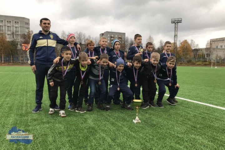 Команда областной «Лапландии» заняла 3 место на региональных соревнованиях по футболу среди мальчиков