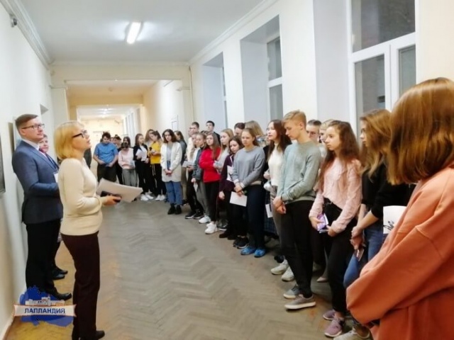 Учащиеся Мурманской области принимают участие в региональном этапе всероссийской олимпиады школьников по русскому языку