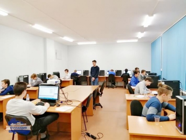 Школьники Мурманской области пишут олимпиаду по информатике и ИКТ