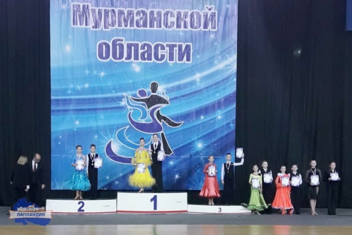 Обучающиеся хореографических объединений центра «Лапландия» стали бронзовыми призерами и финалистами в первенстве Мурманской области по танцевальному спорту