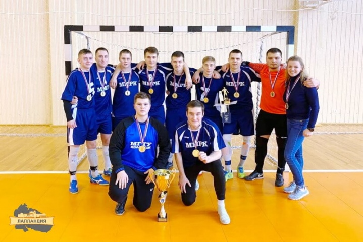 Команда футболистов из Мурманска стала победителем Всероссийских соревнований по мини-футболу «Бронзовая лига»