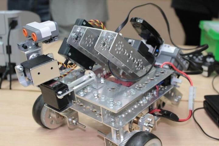 С 22 по 24 октября 2015 года на базе учреждения состоится IV Региональный турнир по робототехнике «РОБОАРКТИКА», открытие сезона 2015/2016