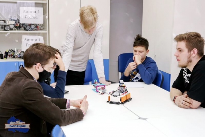 Юные кибернетики «Лапландии» ведут работу над курсографом для «Атомфлота»