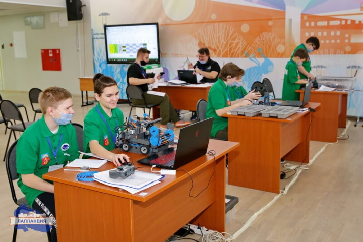 В детском технопарке «Кванториум-51» стартовал VII региональный чемпионат «Молодые профессионалы» (WorldSkills Russia)