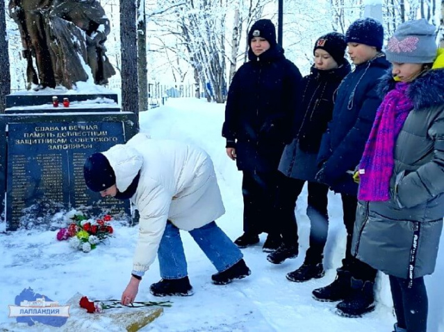 Участники конкурсного движения «Большая перемена» Мурманской области стали участниками Всероссийской акции «Армейский чемоданчик»