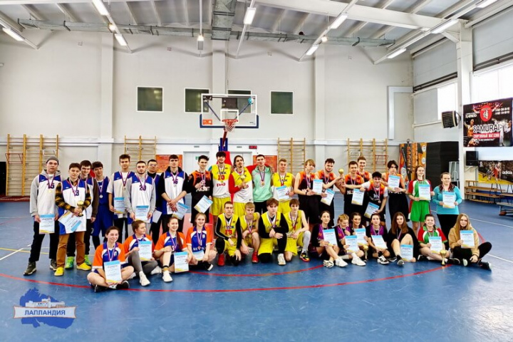 Определены победители и призеры соревнований по баскетболу в рамках 58 спартакиады студентов профессиональных образовательных организаций Мурманской области