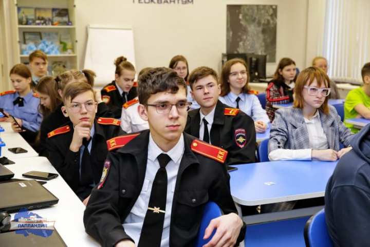 Ученики «Лапландии» приняли участие в квизе «Крым в нашем сердце»