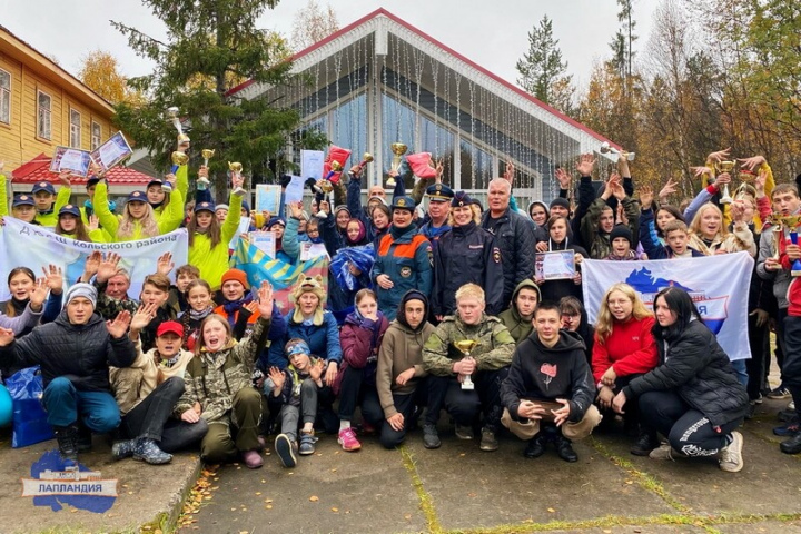 В Мурманской области завершились региональные соревнования «Школа безопасности-2022», а также полевой региональный лагерь «Юный спасатель», «Юный пожарный», «Юный водник»!