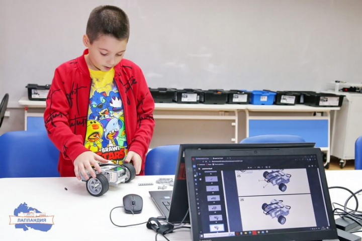 В детском технопарке «Кванториум-51» стартовали инженерные каникулы «Почта будущего»