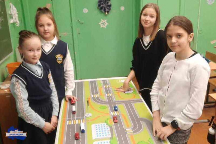 Специалисты центра «Лапландия» посетили школу имени Воронина и детский сад № 7 в п.г.т. Ревда