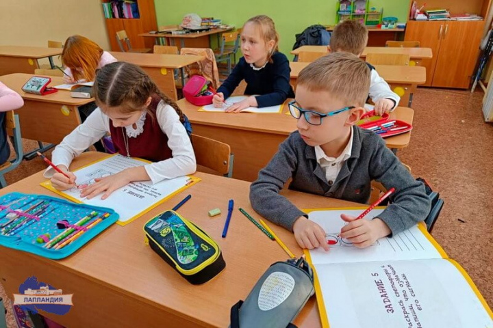 В школах Кировска и Апатитов станет больше юных знатоков ПДД