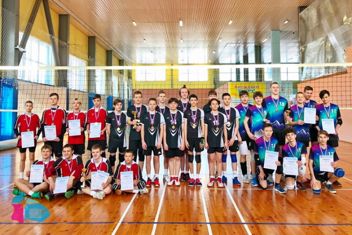 Определены победители и призеры регионального этапа Всероссийских соревнований по волейболу «Серебряный мяч»