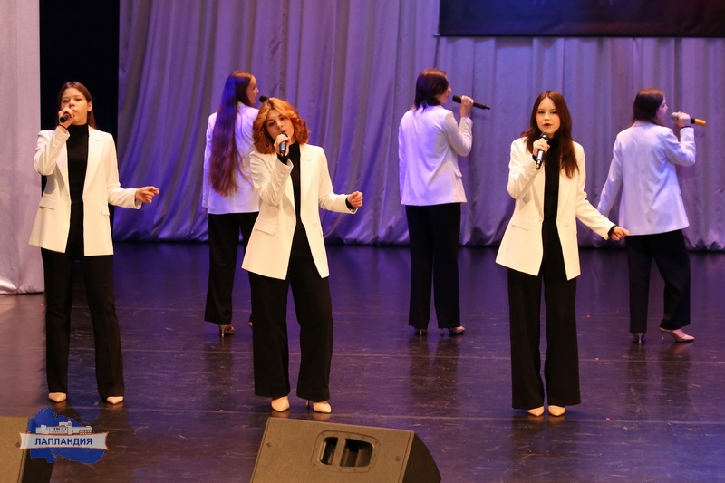 В центре «Лапландия» звучали «Голоса Заполярья»