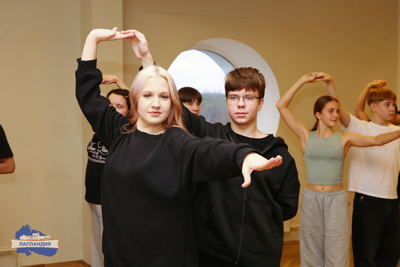 Завершилась первая учебная сессия по программе «Школа историко-бытового танца «Кадетский бал»