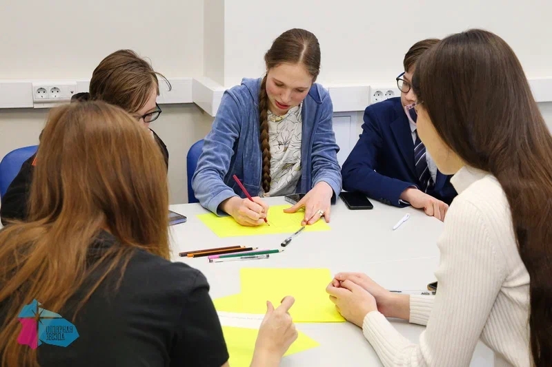 Экономика XXI века: от вызовов — к возможностям»!