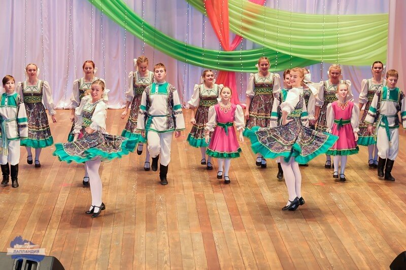 В центре «Лапландия» состоялся областной фестиваль хореографического искусства «Звёздный дождь»