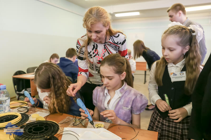 В центре «Лапландия» завершился региональный фестиваль научно-технического творчества «Юные инженеры Арктики» Закрытие сезона 2017-2018»
