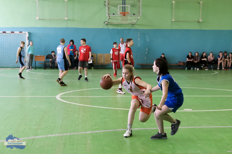 В Мурманской области проходят соревнования регионального этапа Всероссийских спортивных игр школьников  «Президентские спортивные игры»