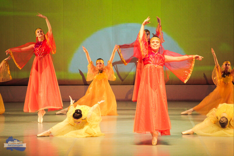 Поздравляем образцовый детский коллектив «Ансамбль классического танца «Снежинка»