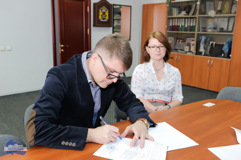 Подписано соглашение о сотрудничестве детского технопарка «Кванториум-51» и ООО «Радиоклуб»
