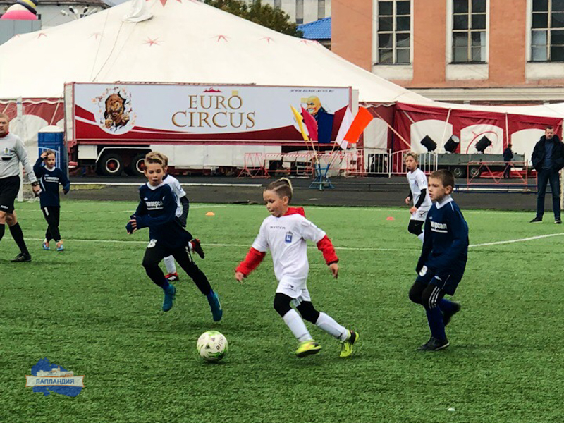 Команда центра «Лапландия» успешно выступила на ХVIII традиционном открытом турнире по футболу памяти экипажа АПЛ «Курск»