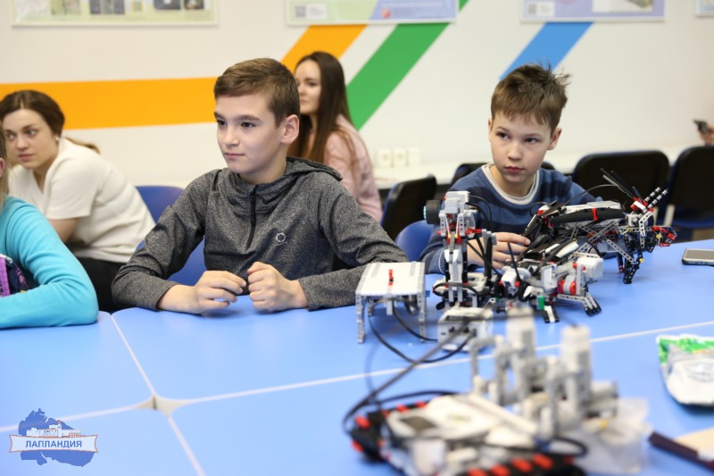 Первая летняя смена для школьников Мурманской области в детском технопарке «Кванториум-51»