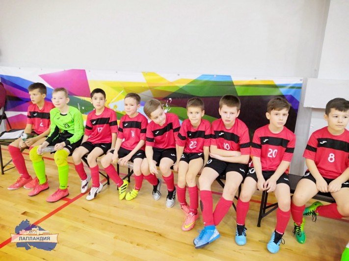 «Лапландия» в игре! Футбольная команда центра выиграла Полярный Кубок