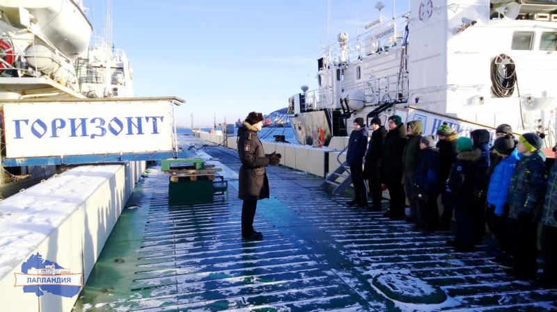 Северный флот встретил юных полярников