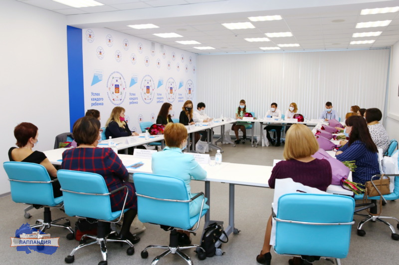 Завершился первый день августовского педагогического совещания работников образования Мурманской области «Образование 2020/2021: новые вызовы и возможности»