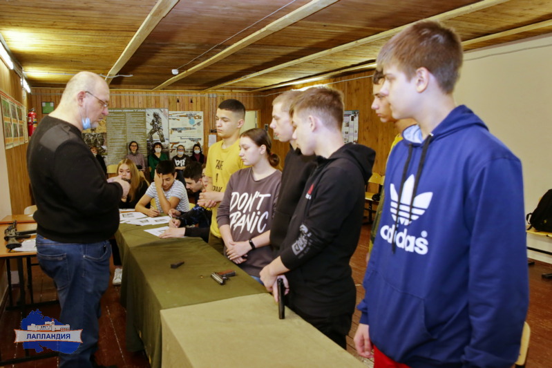 В центре «Лапландия» стартовал институциональный этап Всероссийского конкурса «Сердце отдаю детям»
