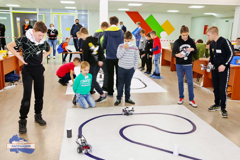 В центре «Лапландия» завершился фестиваль «Юные инженеры Арктики. Открытие сезона 2021/2022 учебного года»