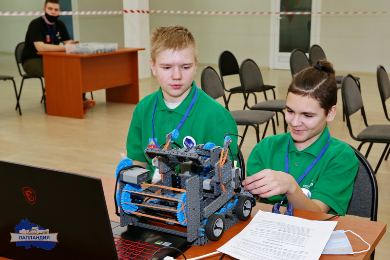 В детском технопарке «Кванториум-51» стартовал VII региональный чемпионат «Молодые профессионалы» (WorldSkills Russia)