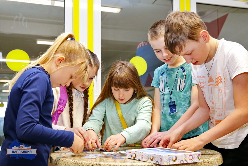 В центре «Лапландия» прошли увлекательные мероприятия областной тематической школы «Заполярный Наноград: начало!»