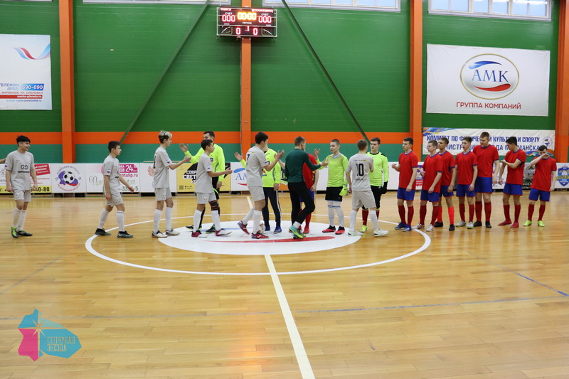 В Мурманской области проходит региональный этап Всероссийских соревнований по мини-футболу среди команд общеобразовательных организаций