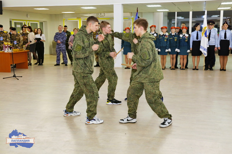 В центре образования «Лапландия» прошел региональный отбор на Всероссийский военно-патриотический слет «Арктический щит России»